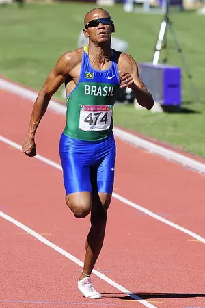 Sandro Viana em competição